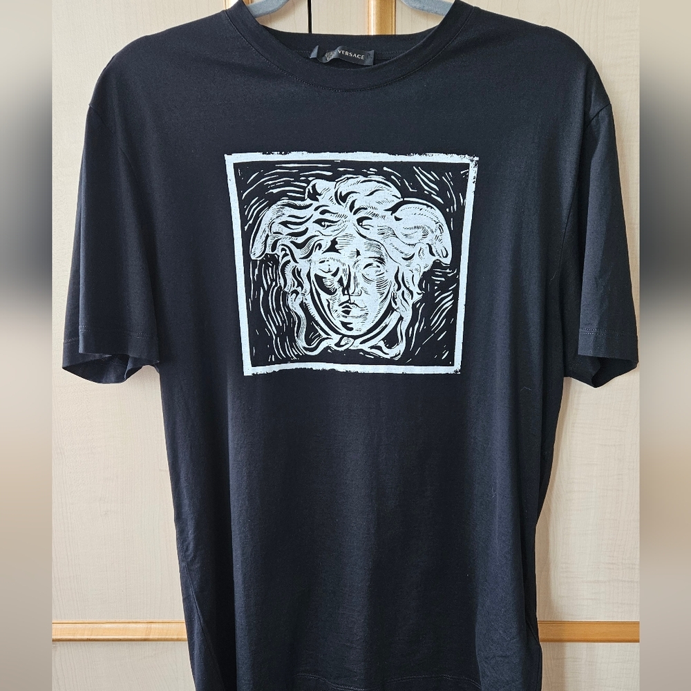 Authentic Versace Shirt - Picture 2 of 6